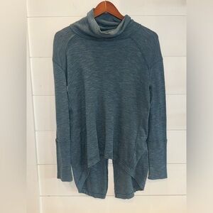 We the free free people green oversized sweater blouse size petite small